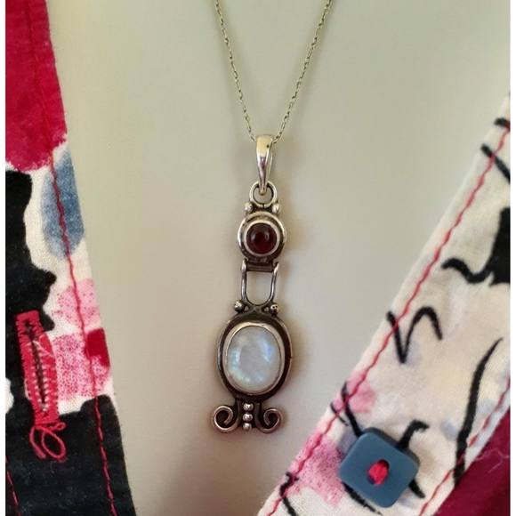 Sterling Moonstone & Amethyst Pendant 19" … - Picture 4 of 8